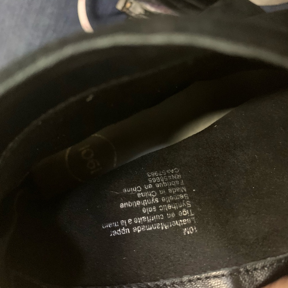 Suede cap toe black booties - Picture 5 of 6